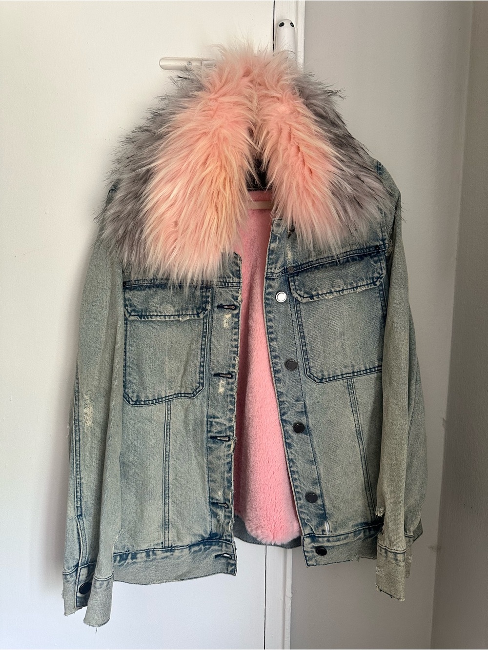 BlankNYC Pink faux fur trim denim jacket - Size L